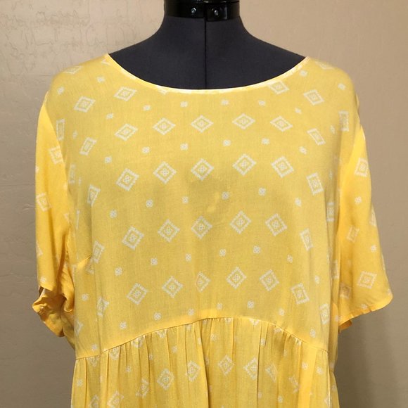 torrid Tops - NWT Torrid shirt